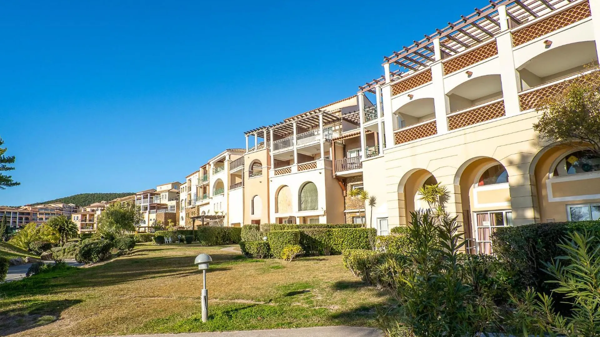 Апартаменты Studio Village Cap Esterel - L'Esquinade-106 By Interhome Сен-Рафаэль Франция
