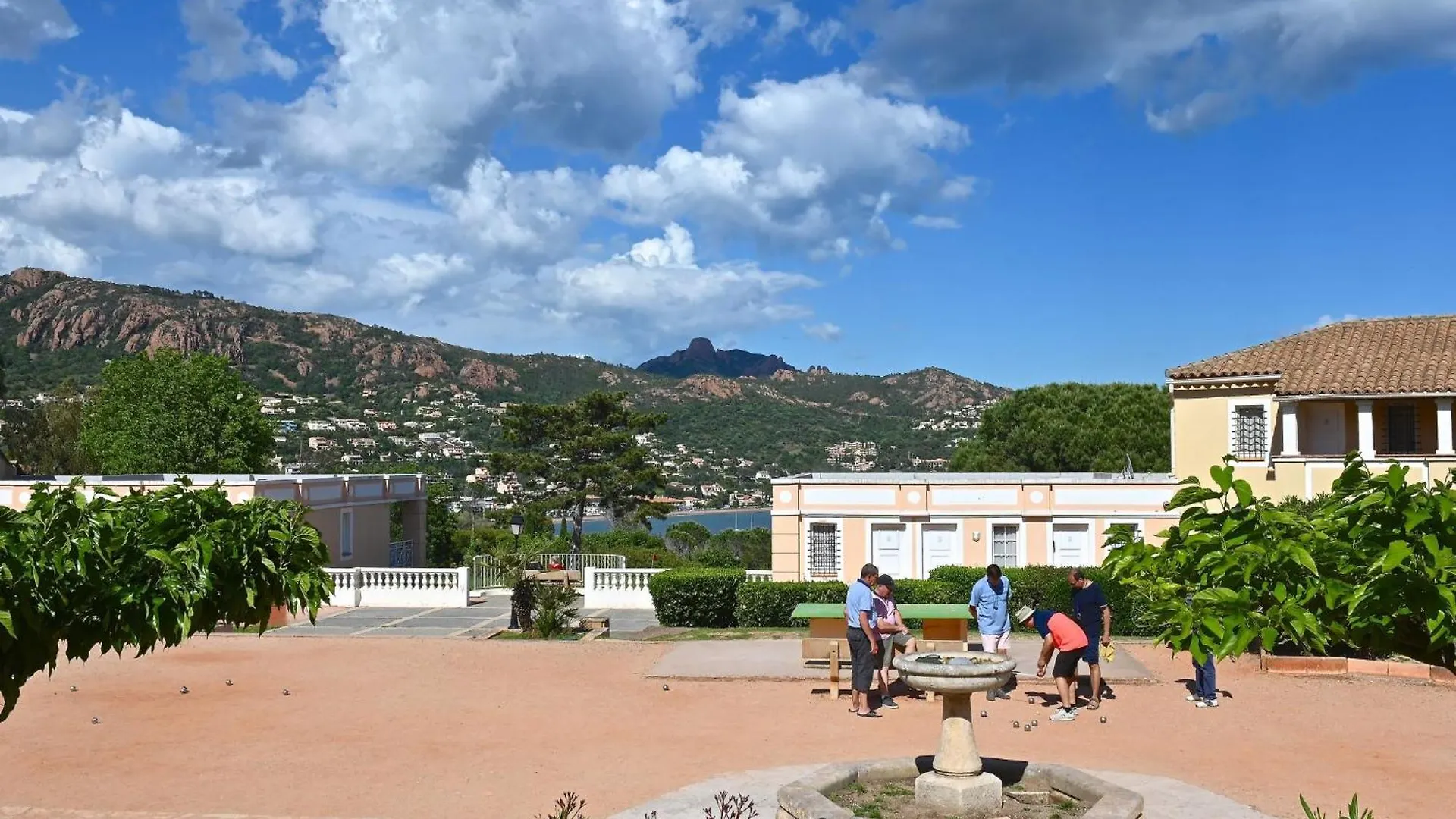 Апартаменты Studio Village Cap Esterel - L'Esquinade-106 By Interhome Сен-Рафаэль Франция