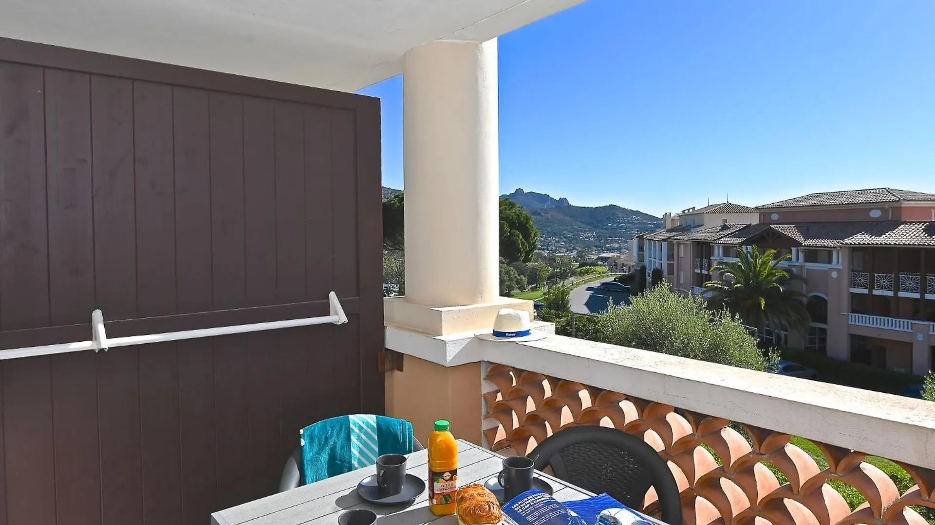 Апартаменты Studio Village Cap Esterel - L'Esquinade-106 By Interhome Сен-Рафаэль